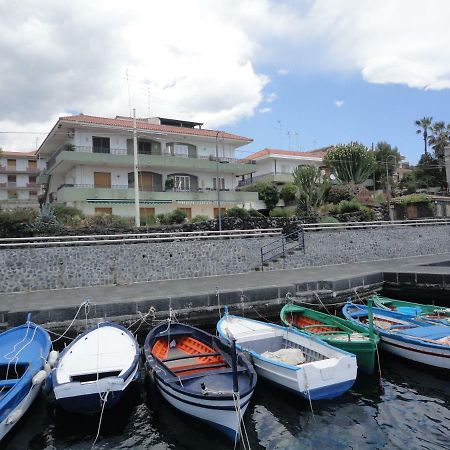 Appartamento Sul Mare อาชิเรอาเล ภายนอก รูปภาพ
