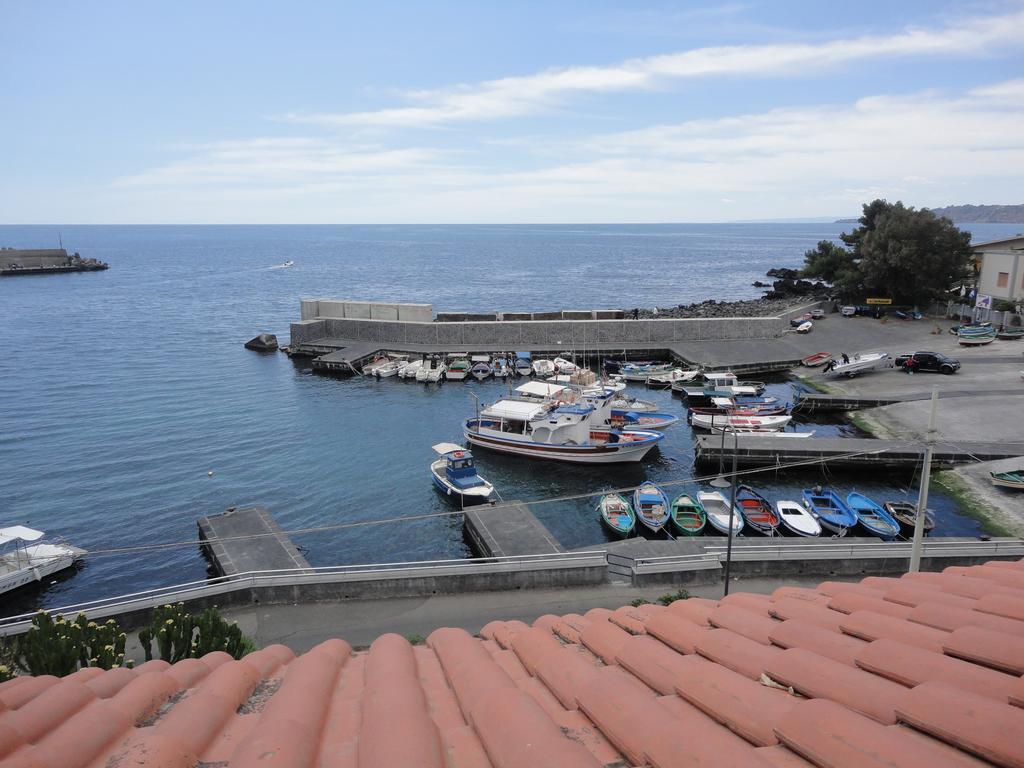 Appartamento Sul Mare อาชิเรอาเล ภายนอก รูปภาพ