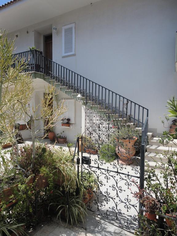 Appartamento Sul Mare อาชิเรอาเล ภายนอก รูปภาพ